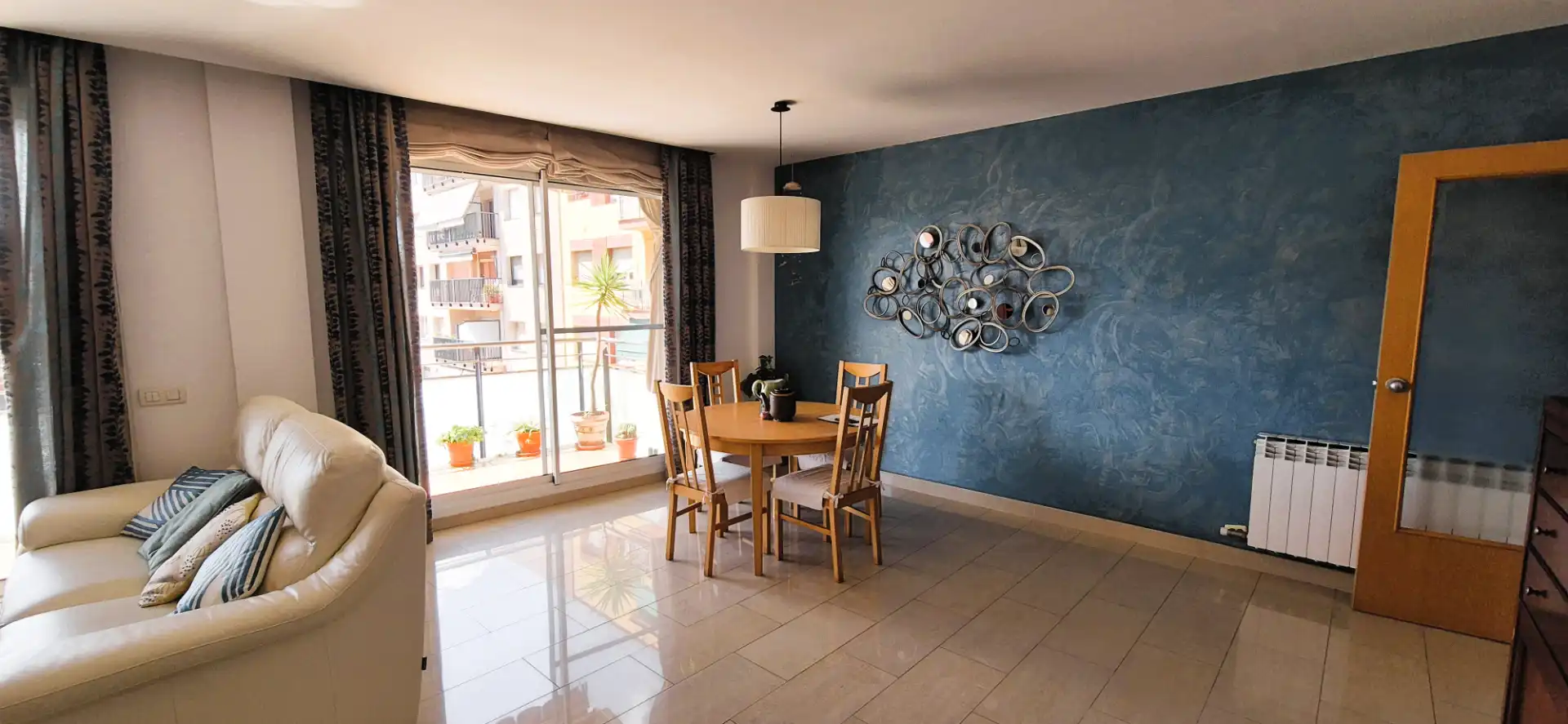 Esszimmer von Maisonette zum Verkauf in Molins de Rei mit Klimaanlage, Heizung und Terrasse