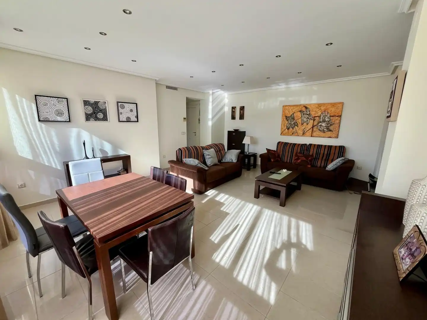 Appartement compact avec piscine à vendre à Avenida del Derramador, imagen 2