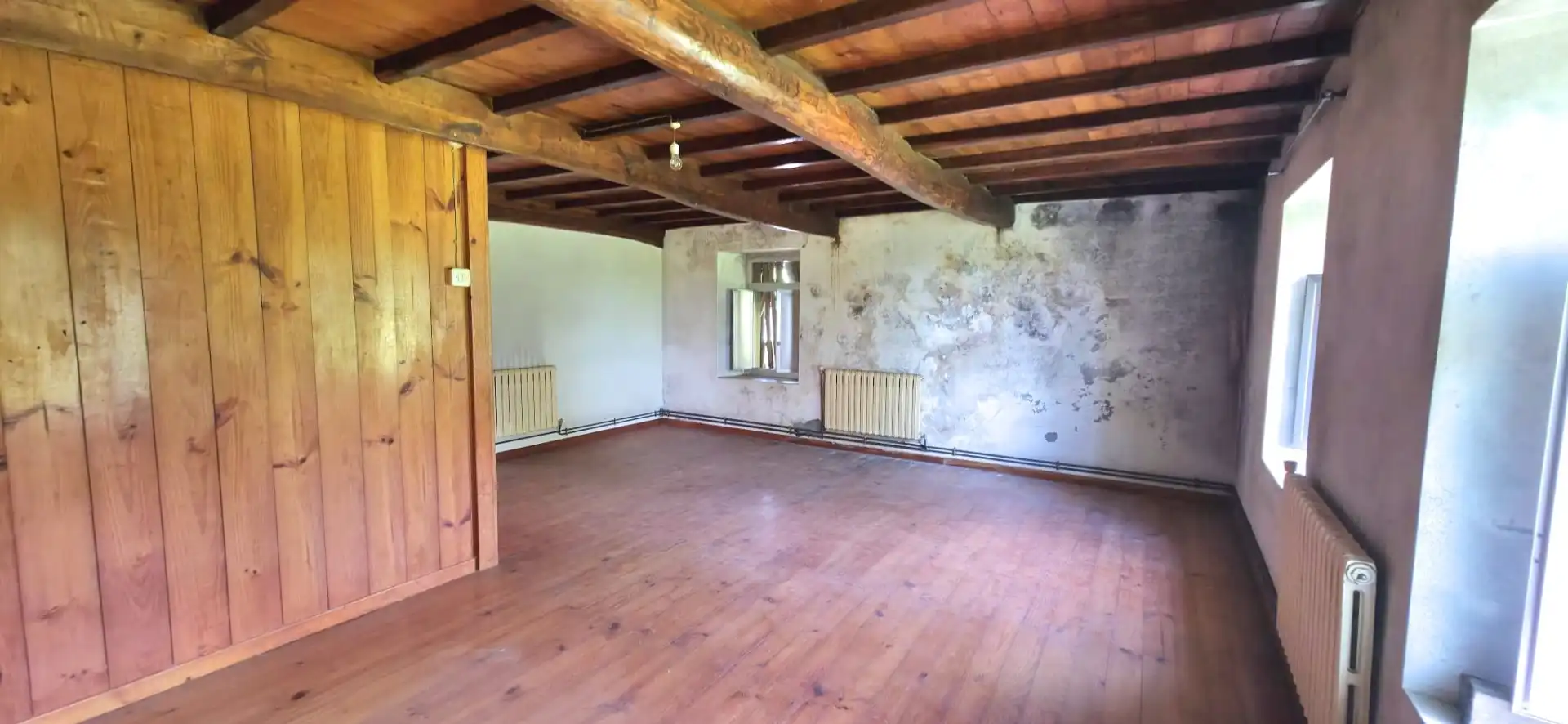 Sala d'estar de Finca rústica en venda en Cerdido amb Jardí privat i Traster