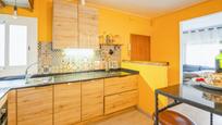 Kitchen of Flat for sale in Premià de Mar  with Air Conditioner, Heating and Terrace