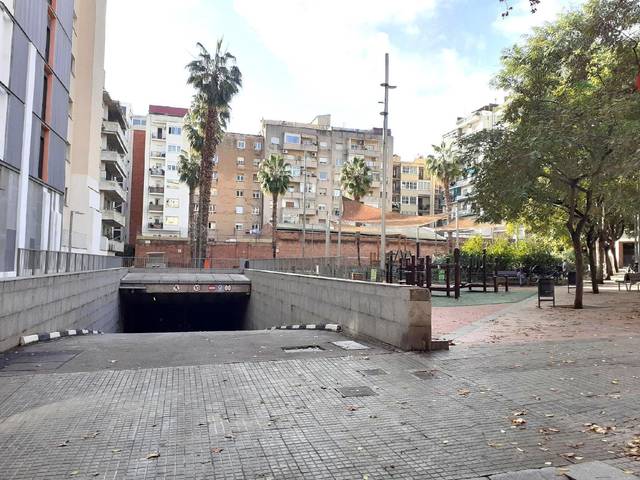 Garaje en Venta en El Camp d'en Grassot i Gràcia Nova
