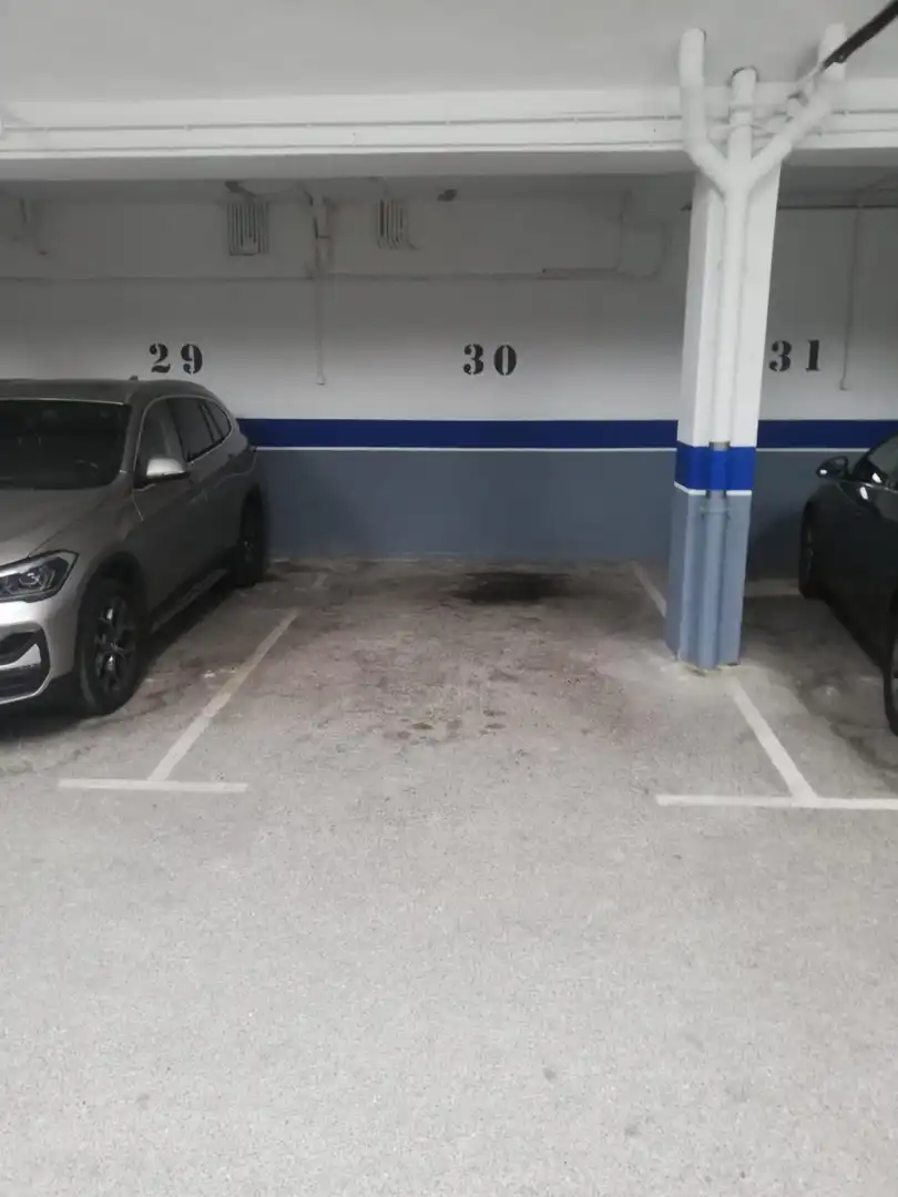 Parking of Flat for sale in Oviedo   with Heating, Parquet flooring and Terrace