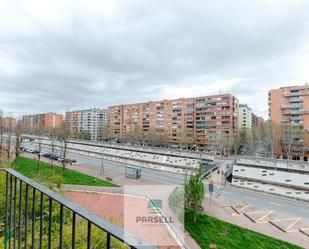 Vista exterior de Pis en venda en  Barcelona Capital amb Aire condicionat, Calefacció i Balcó