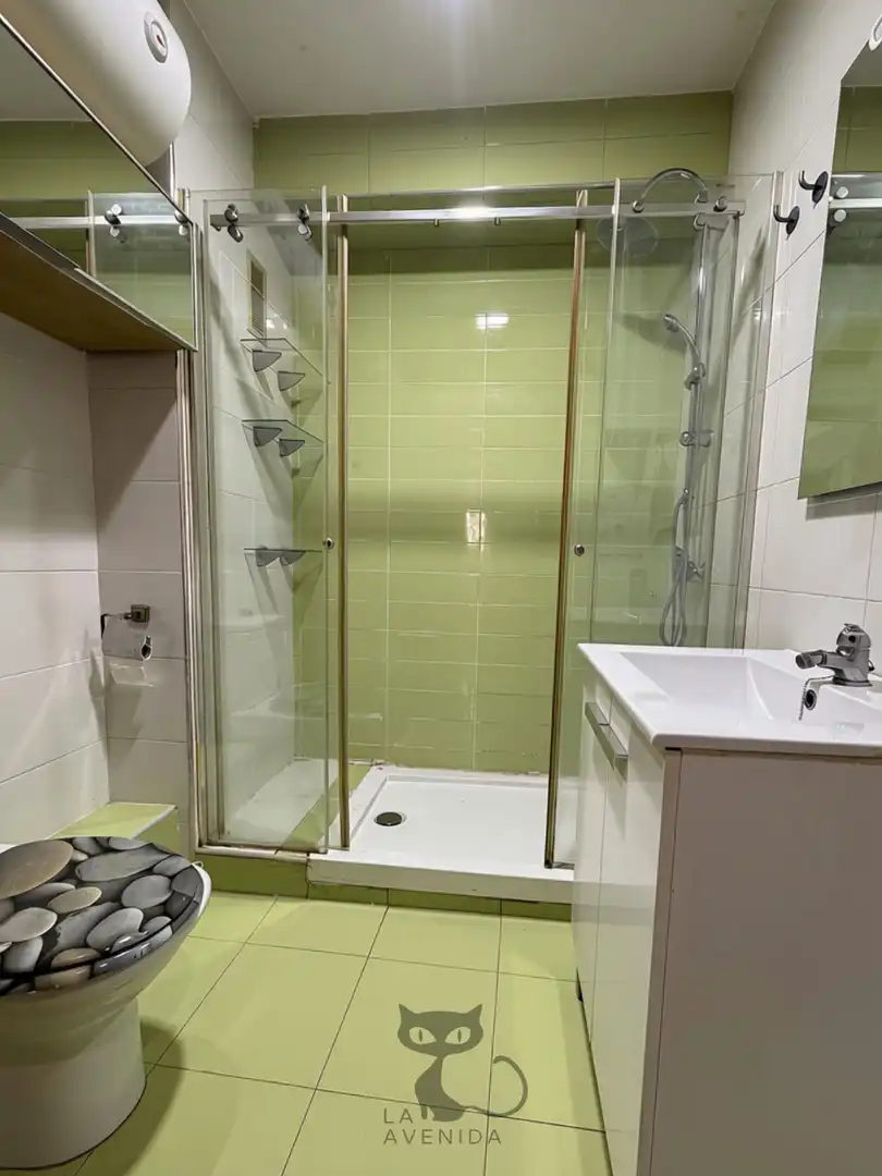Badezimmer von Wohnungen zum Verkauf in Massanassa mit Klimaanlage, Möbliert und Balkon