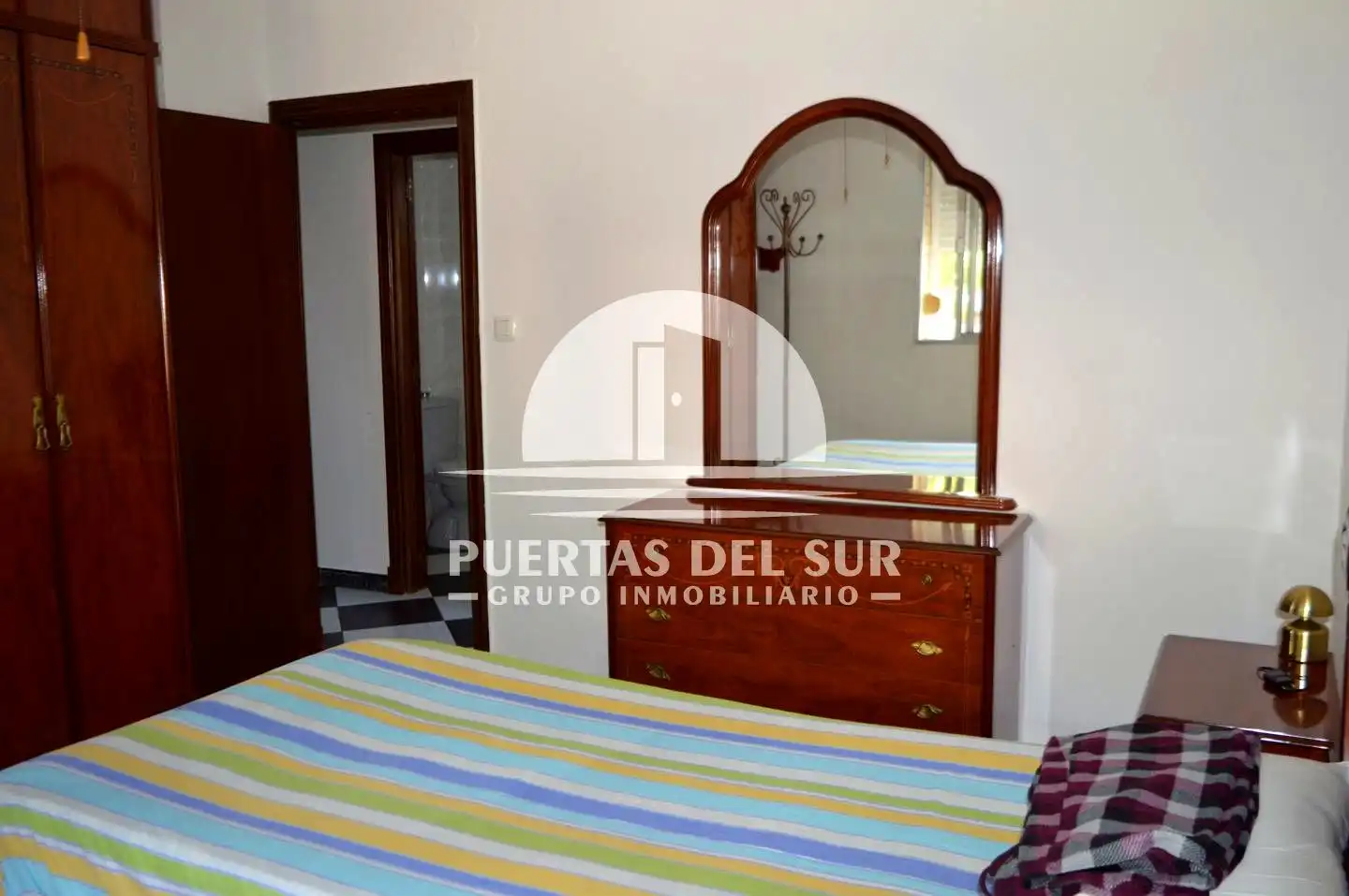 Vista exterior de Piso en venta en Rota