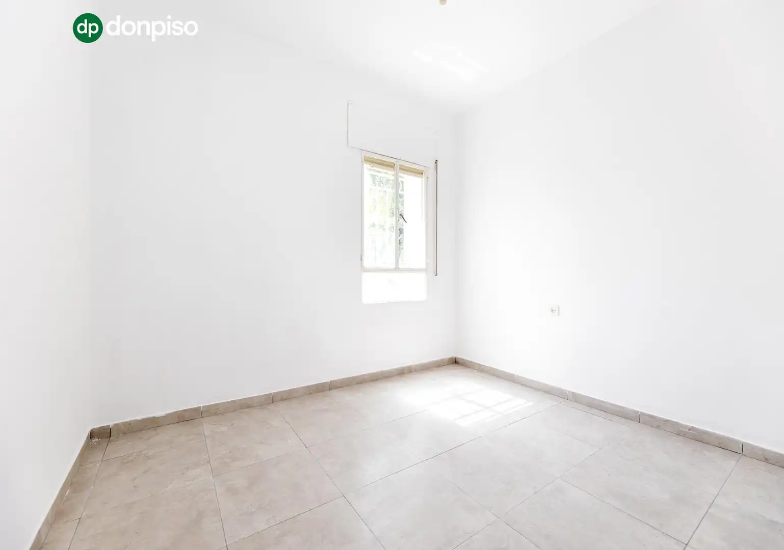 Habitación de Piso en venta en Granada