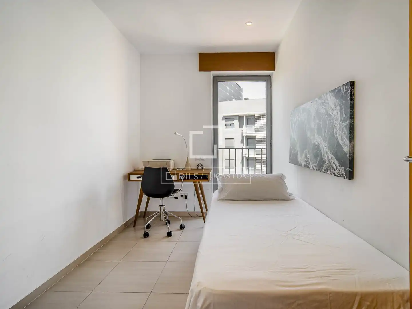 Schlafzimmer von Dachboden zum Verkauf in Barcelona mit Klimaanlage, Heizung und Terrasse