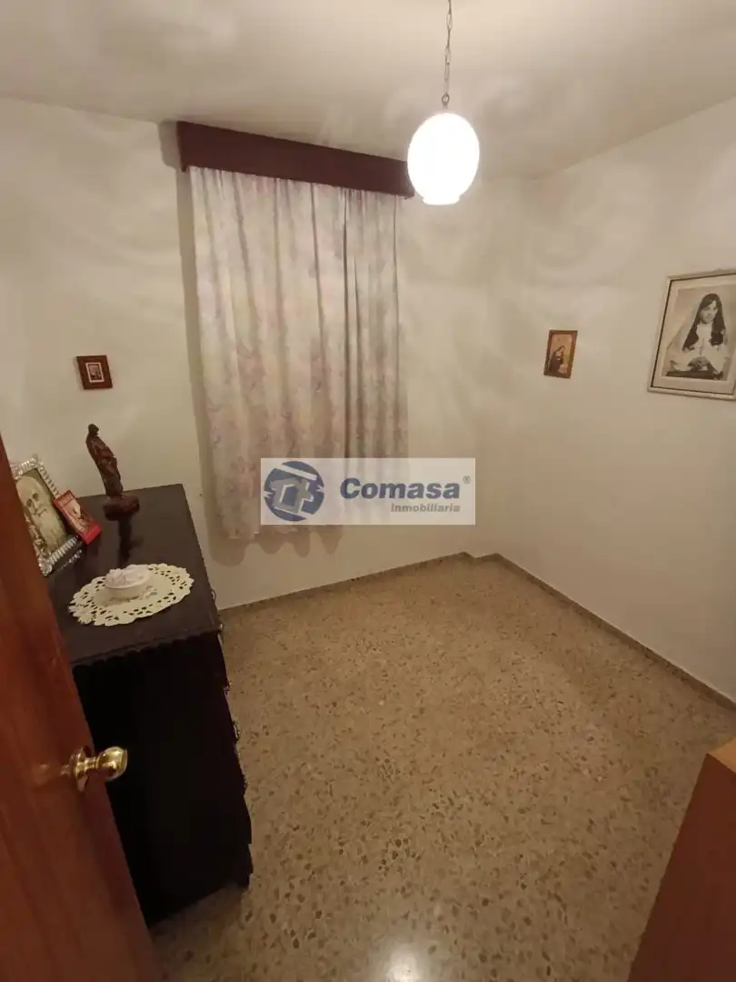 Piso con ascensor en venta en Martos, imagen 7