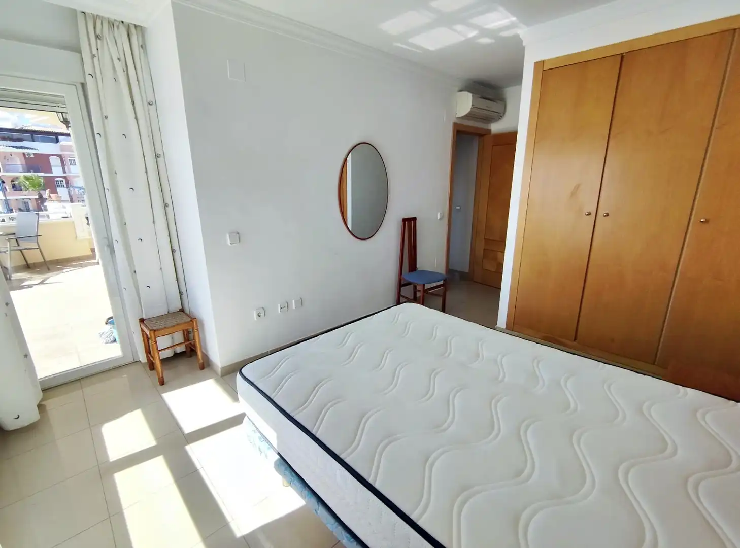 Dormitori de Pis en venda en Torrox amb Aire condicionat, Terrassa i Moblat