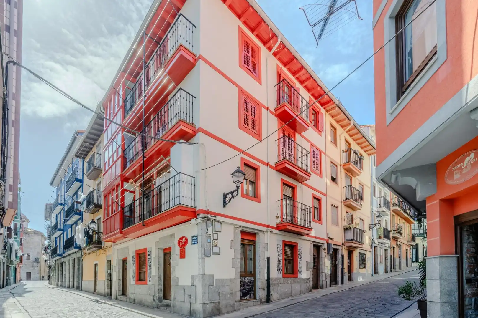 Vista exterior de Pis en venda en Bermeo amb Calefacció i Balcó
