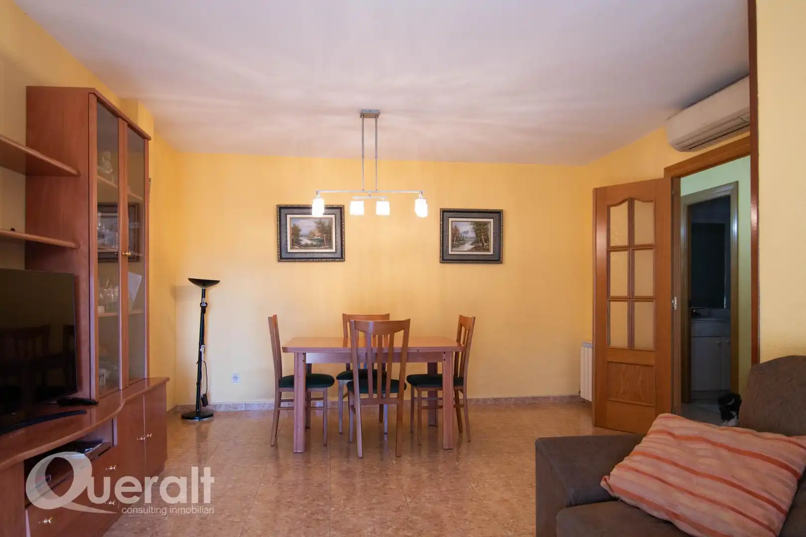 Esszimmer von Wohnung zum Verkauf in Lleida mit Heizung, Abstellraum und Ofen