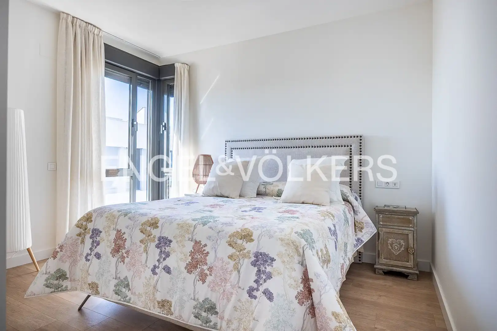 Bedroom of Detached homes for sale in Mairena del Aljarafe  with Air Conditioner, Heating and Private garden