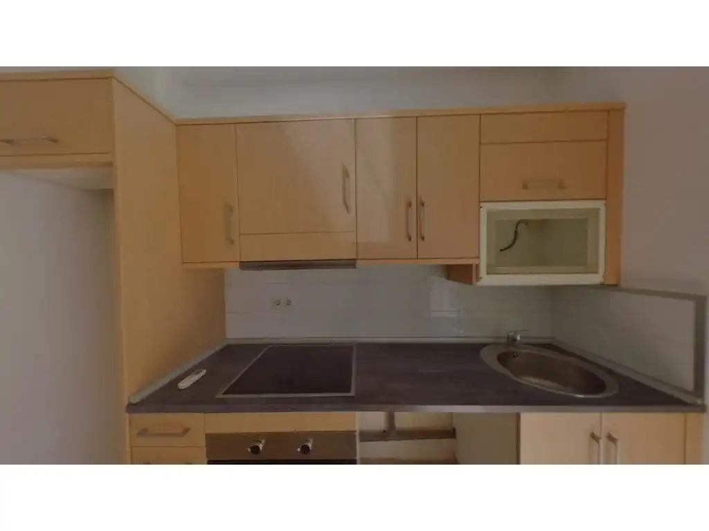 Piso con ascensor en venta en Avenida Estanislau Figueres, imagen 4