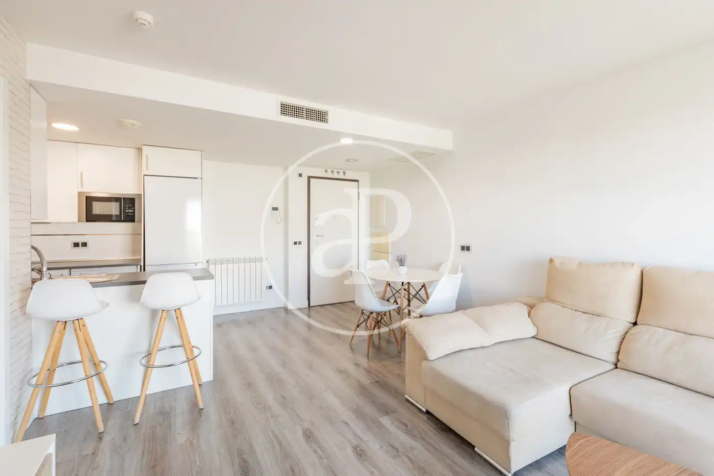 Sala de estar de Piso en venta en Madrid con Aire acondicionado, Calefacción y Jardín privado