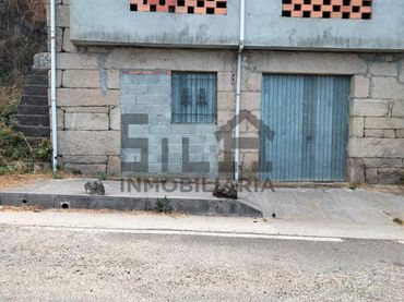 Casa en venda a Vilar de Barrio