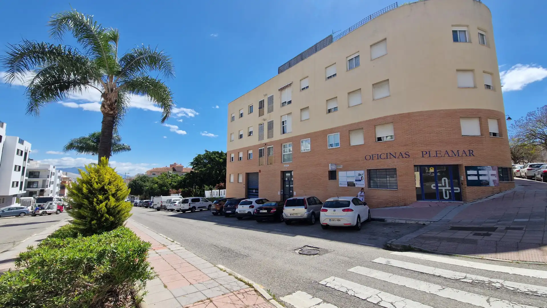 Exterior view of Apartments for sale in Estepona  with Swimming Pool and Community pool