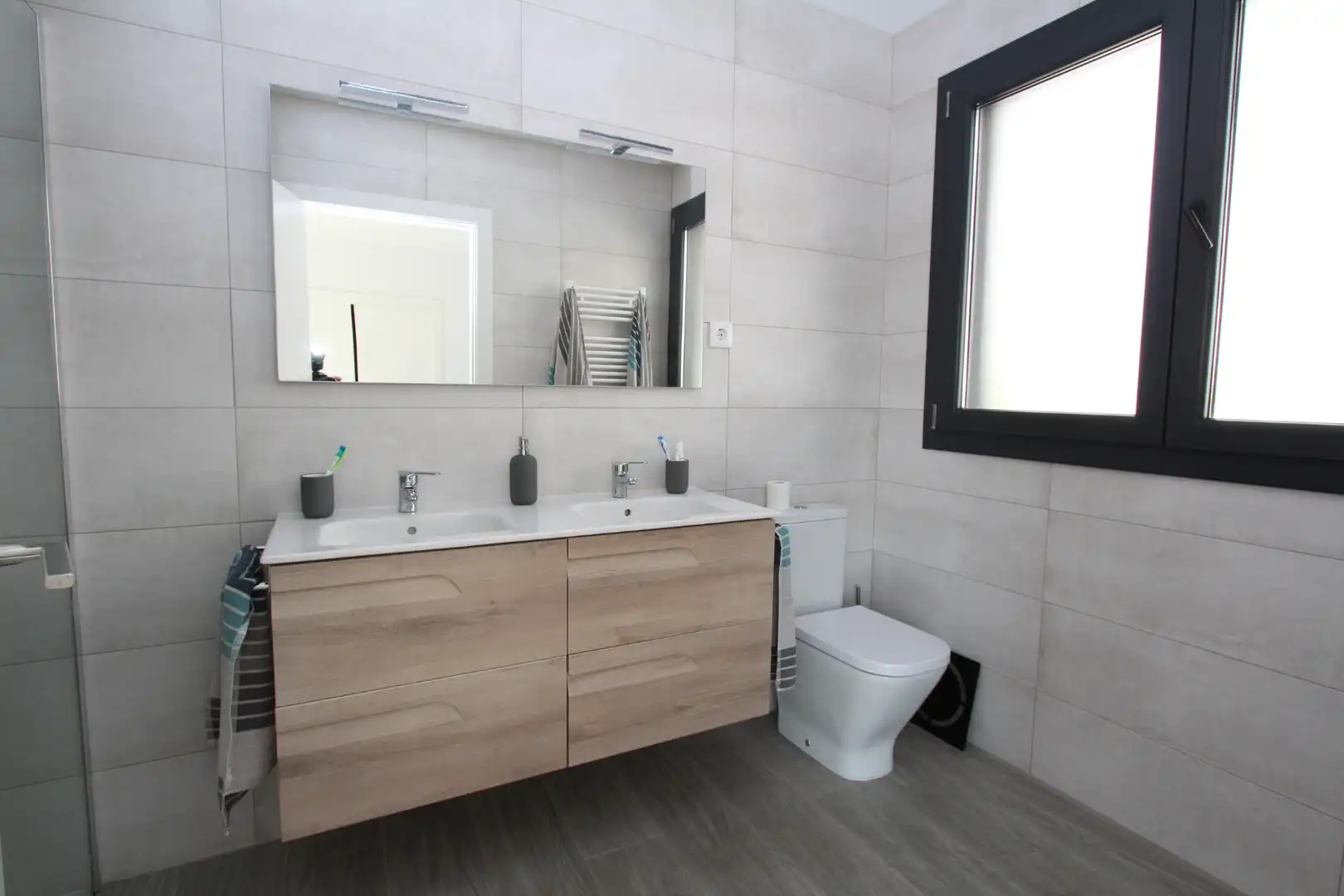 Baño de Casa o chalet en venta en Montbrió del Camp con Aire acondicionado, Jardín privado y Piscina