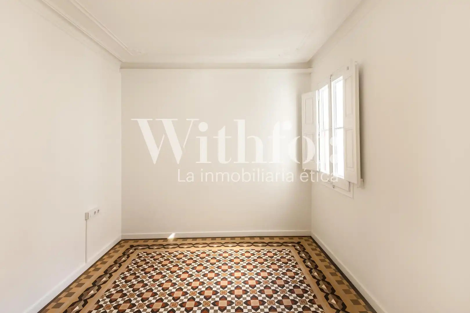 Appartamento con terrazza in affitto a Carrer de València, imagen 31