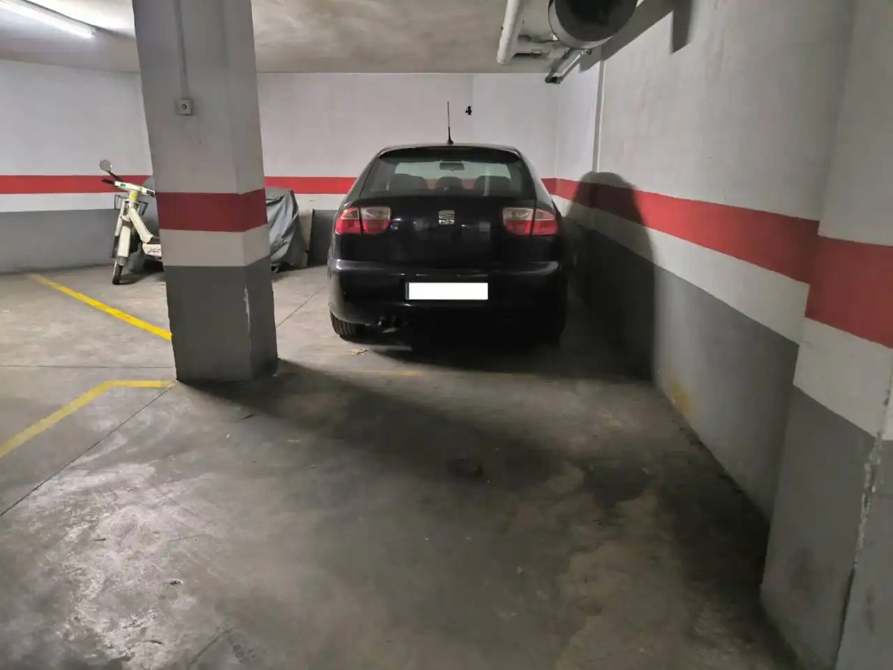 Aparcament de Pis en venda en Albacete amb Calefacció, Traster i Balcó