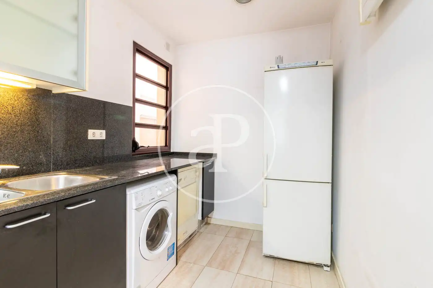 Cuina de Pis en venda en Barcelona amb Aire condicionat i Calefacció