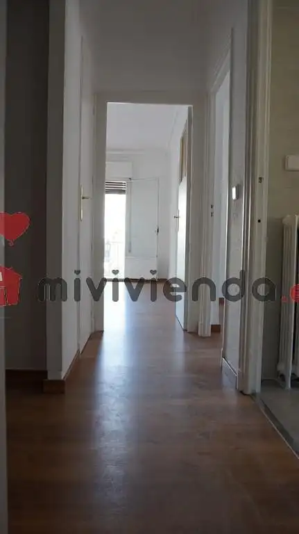 Wohnung zur Miete in Plaza de la Virgen del Romero, Concepción
