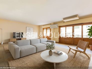 Wohnung mit Balkon zum Verkauf in Calle Virgen del Loreto