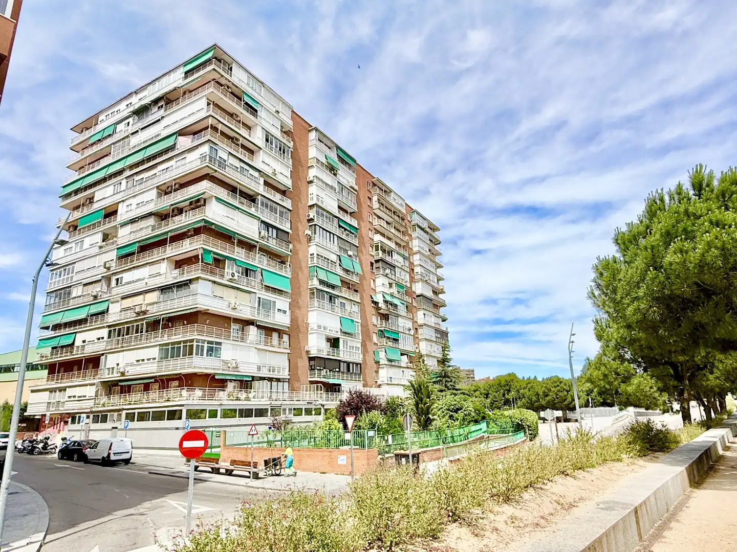 Exterior view of Flat for sale in Madrid  with Heating, Parquet flooring and Terrace