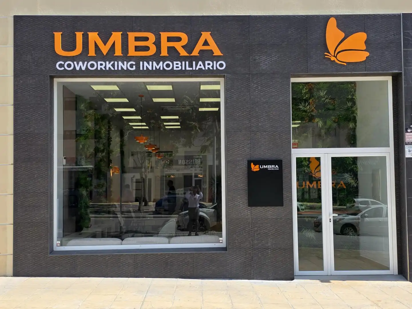 Oficina de lloguer a Avenida REY JUAN CARLOS I 7