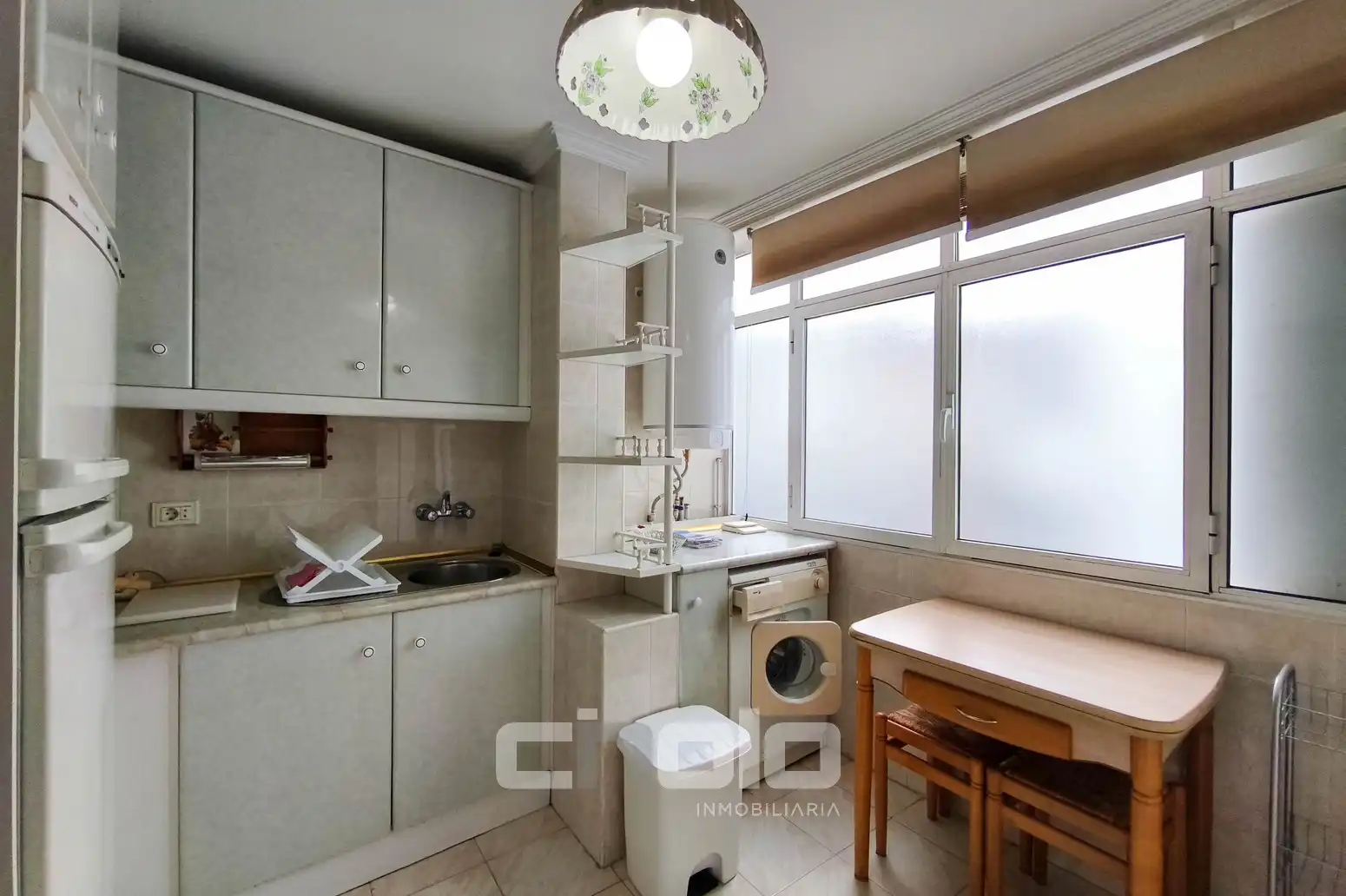 Cocina de Piso en venta en Lugo con Calefacción y Amueblado