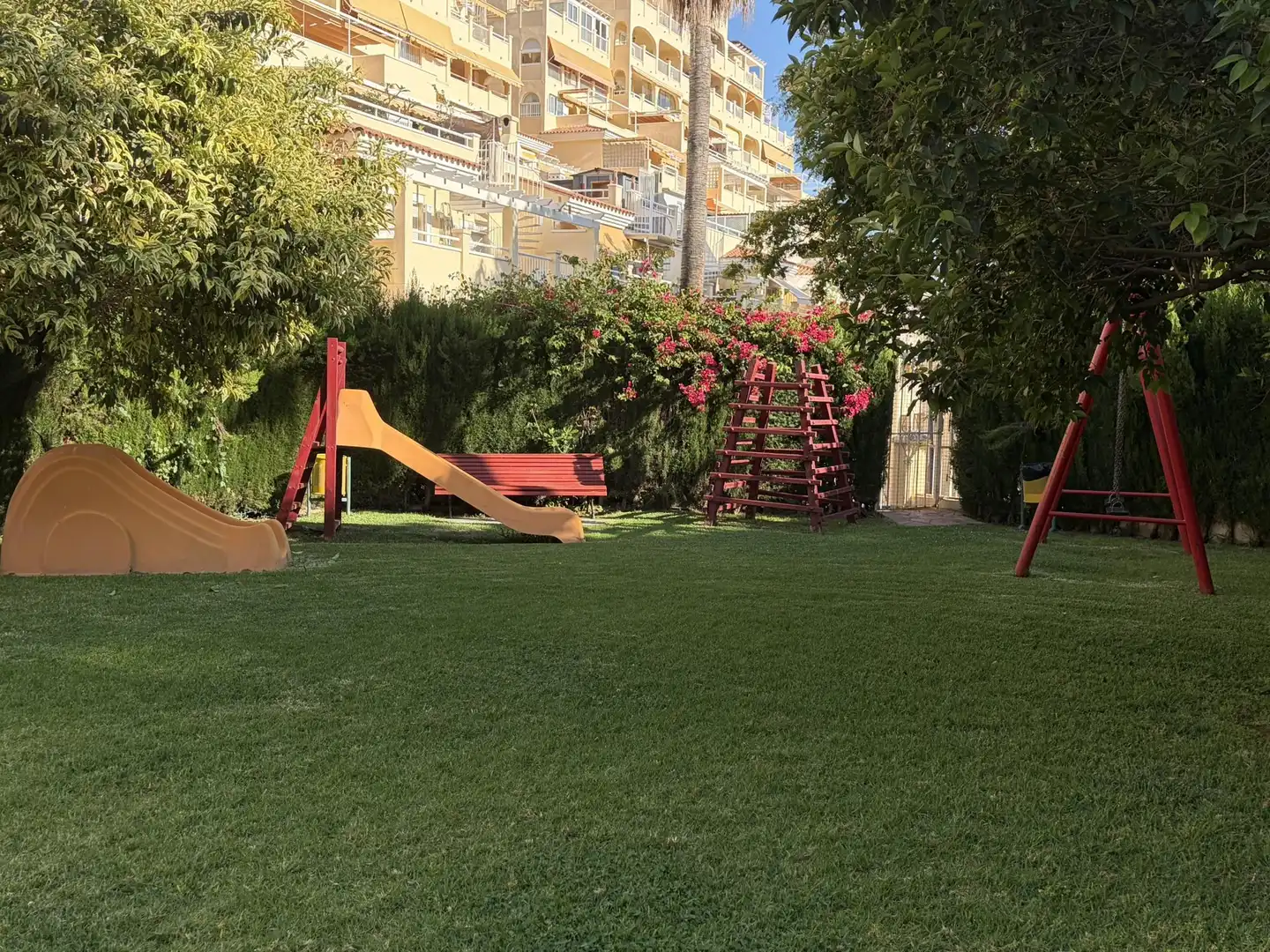 Apartament amb piscina en venda a Torrequebrada, imagen 27