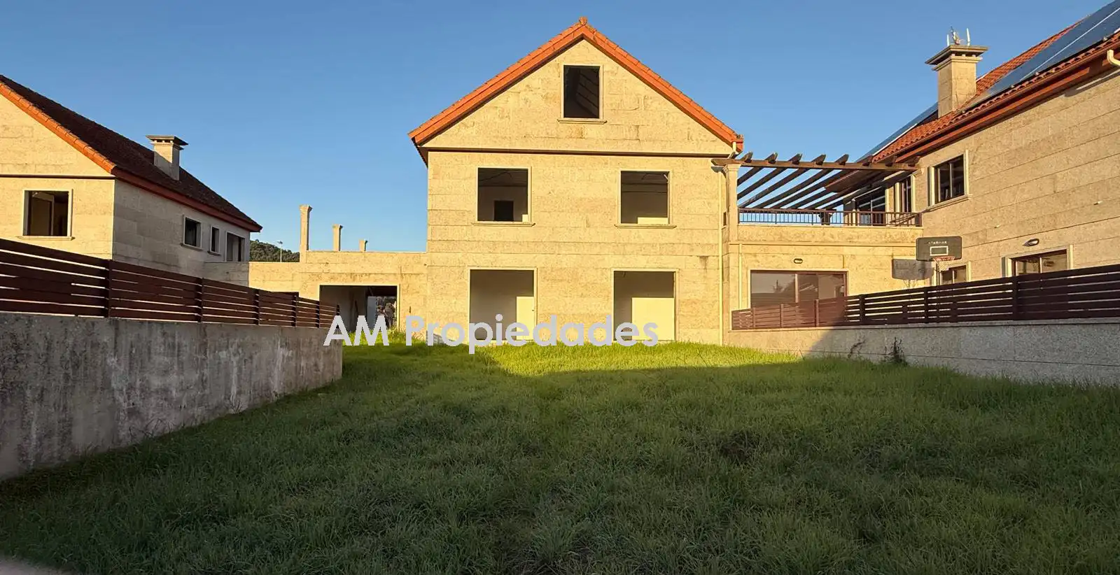 Casa adosada en venda en Baiona amb Calefacció, Jardí privat i Terrassa