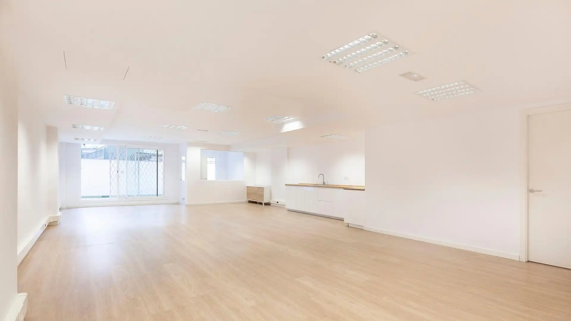 Office for rent in Barcelona  with Terrace