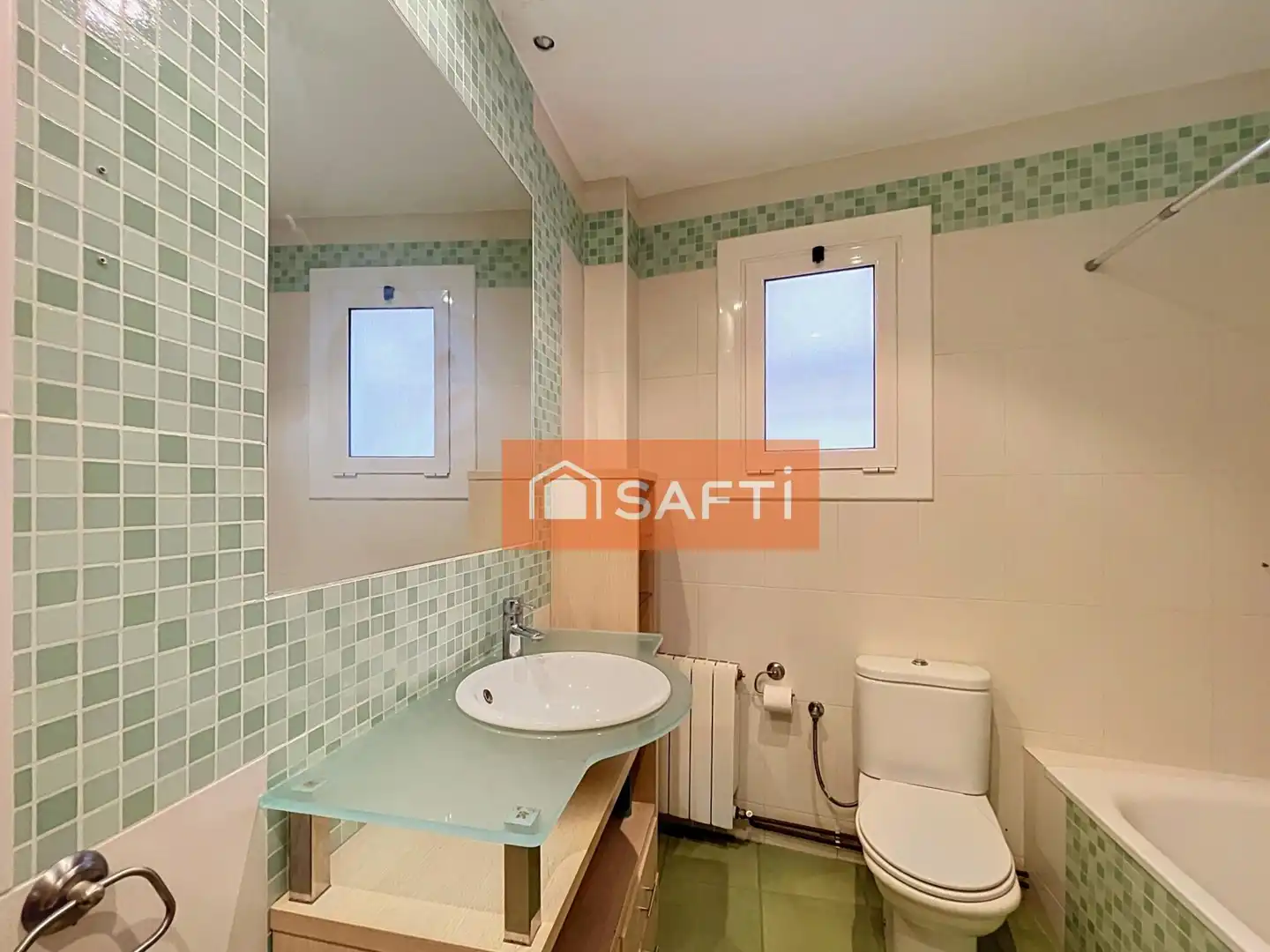 Flat with terrace for sale in Centre Vila, imagen 14