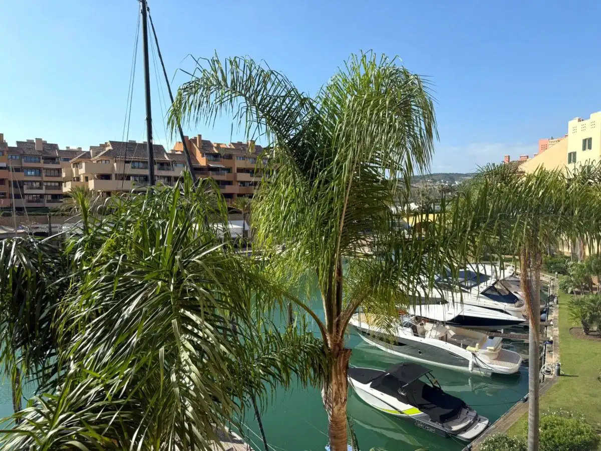 Apartments for rent in Sotogrande  with Air Conditioner, Heating and Terrace