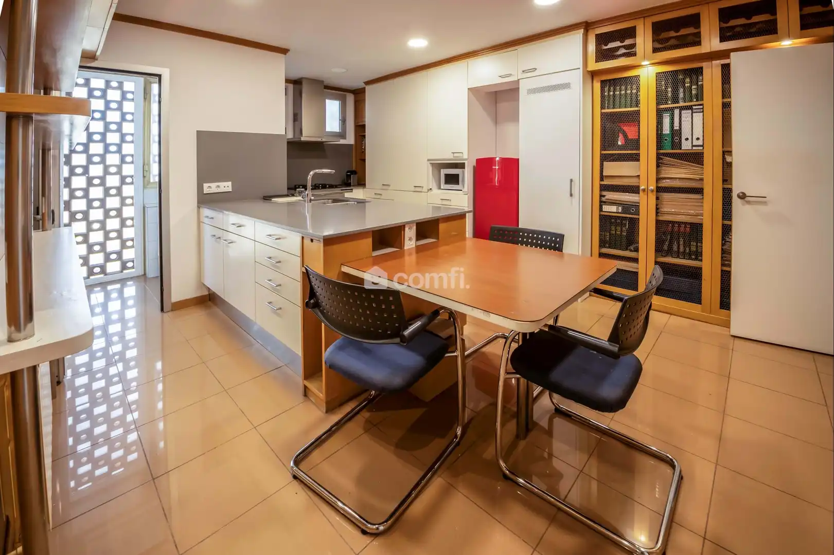 Küche von Wohnung zum Verkauf in Barcelona mit Klimaanlage, Heizung und Terrasse