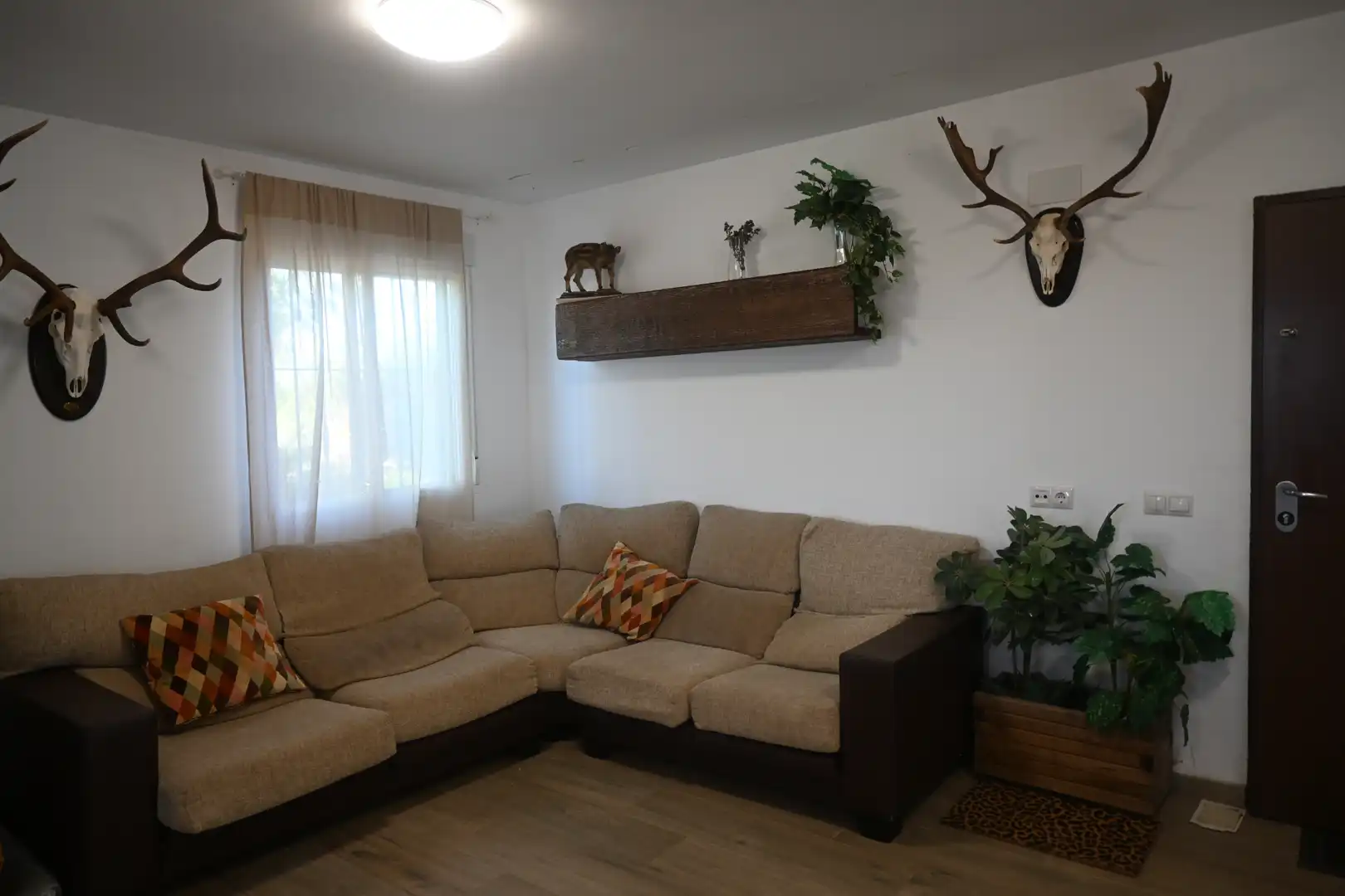 Sala d'estar de Casa o xalet en venda en Betxí amb Jardí privat, Terrassa i Piscina