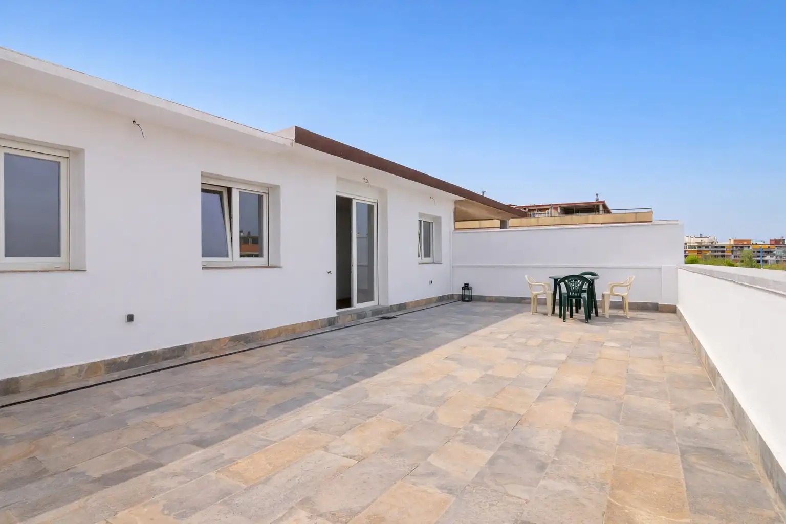 Terrasse von Dachboden zum Verkauf in Móstoles mit Heizung, Terrasse und Möbliert