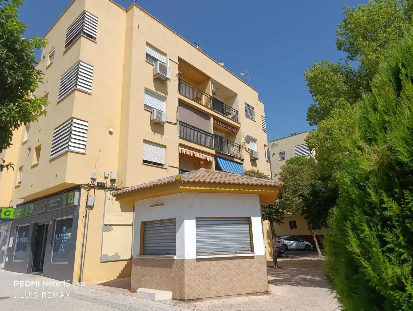 Exterior view of Flat for sale in Bormujos  with Air Conditioner and Terrace