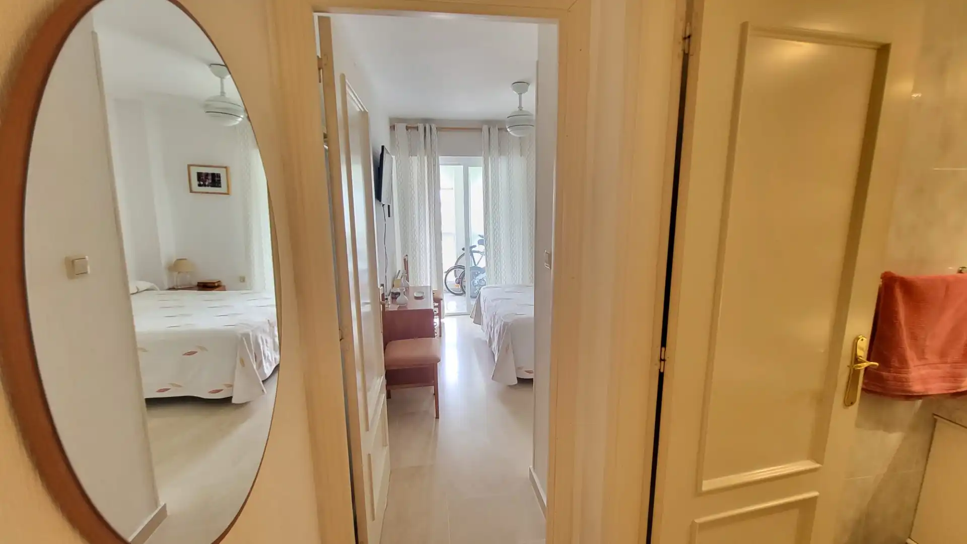 Bedroom of Flat for sale in Rincón de la Victoria  with Terrace, Furnished and Washing machine