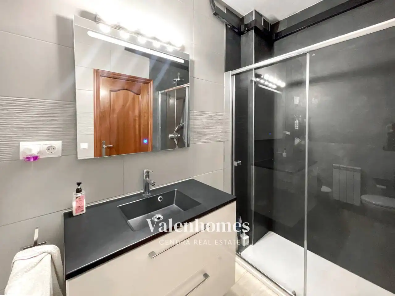 Badezimmer von Haus oder Chalet zum Verkauf in Reus mit Klimaanlage und Heizung