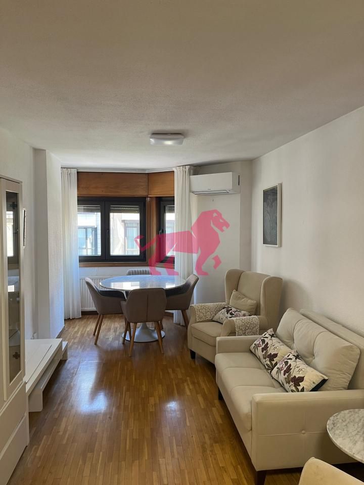 Living room of Flat to rent in León Capital   with Air Conditioner, Heating and Parquet flooring