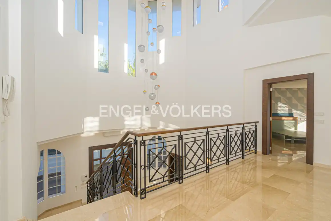 Casa o xalet en venda en L'Alfàs del Pi amb Aire condicionat, Jardí privat i Piscina