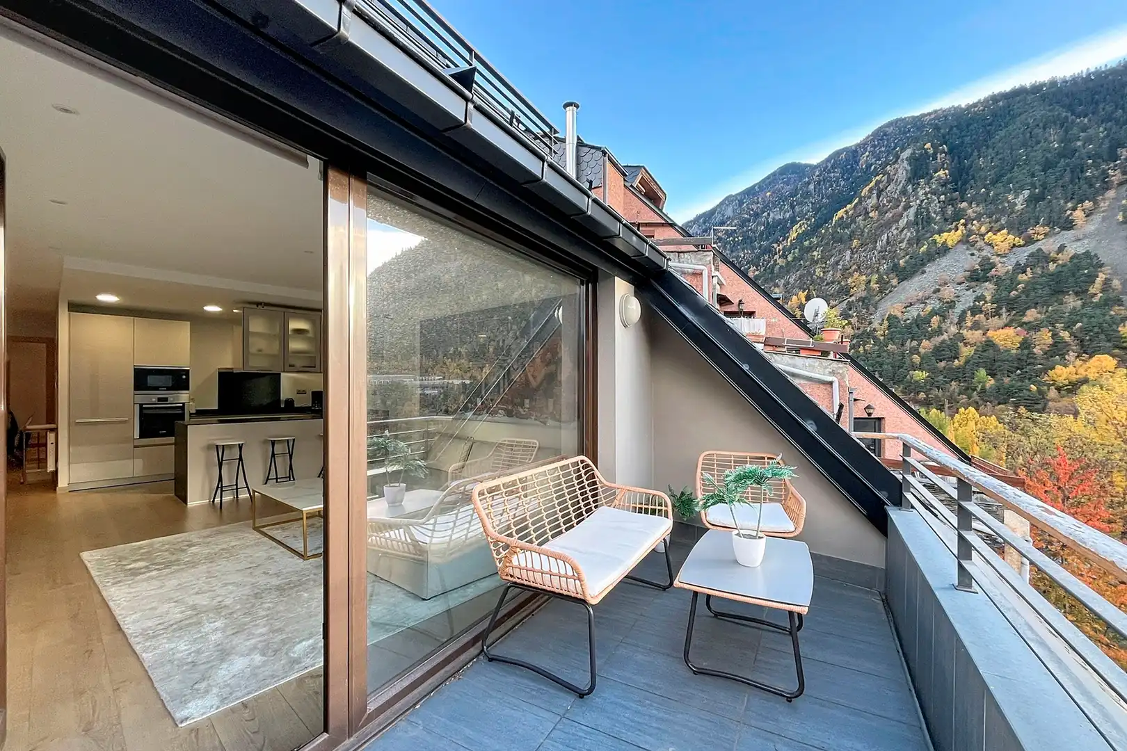 Terrassa de Apartament en venda en Escaldes – Engordany amb Aire condicionat, Terrassa i Traster