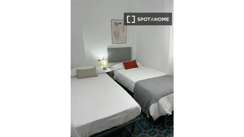 Habitación en El Torrejón - El Cerezo