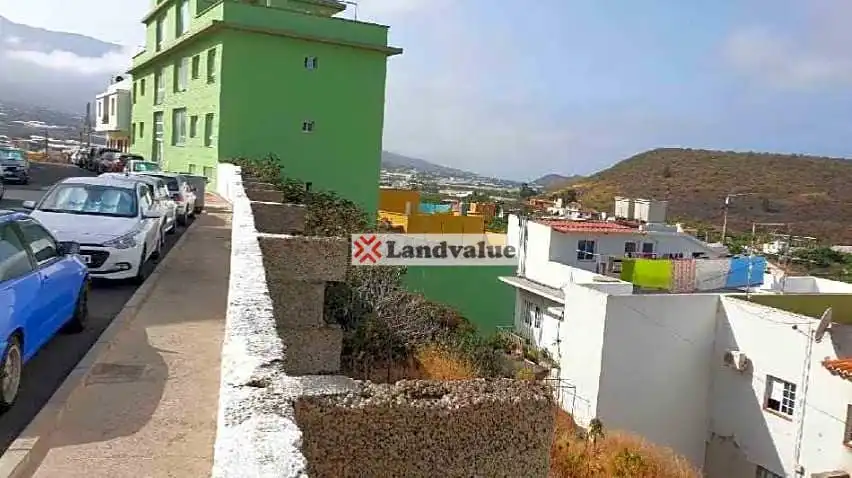 Vista exterior de Residencial en venda en Los Llanos de Aridane