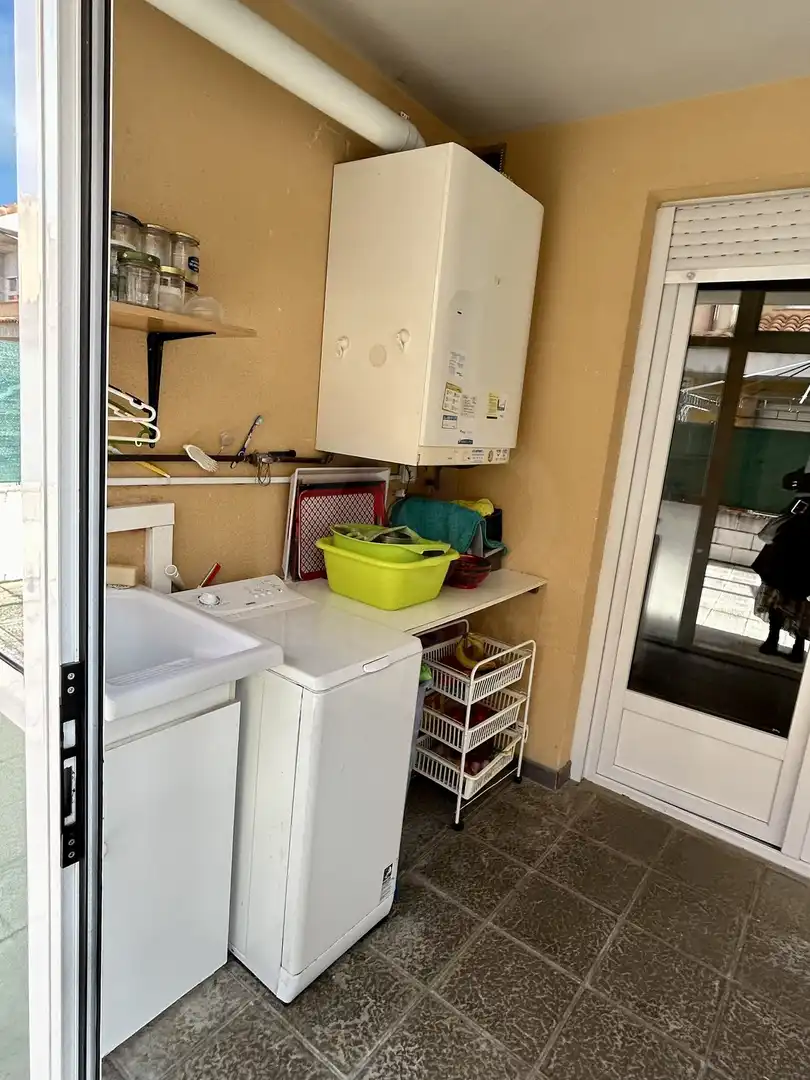Habitatge amb piscina en venda a Valverde de la Virgen, imagen 25