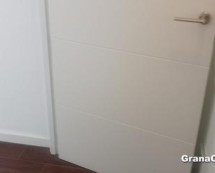 Flat for sale in  Granada Capital  with Air Conditioner, Heating and Furnished