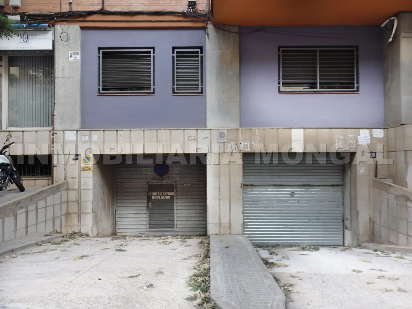 Vista exterior de Garatge en venda en Sant Boi de Llobregat