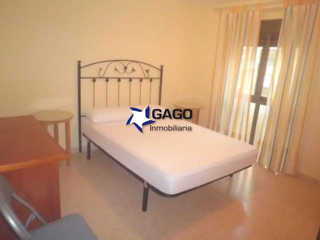 Bedroom of Flat for sale in Córdoba  with Air Conditioner, Heating and Terrace