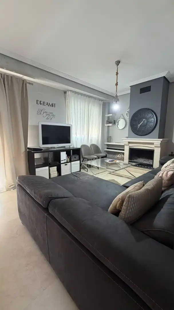 Sala de estar de Casa o chalet en venta en Córdoba con Aire acondicionado, Calefacción y Jardín privado